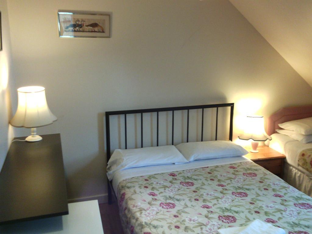 Amazon Guest House Oxford Rum bild
